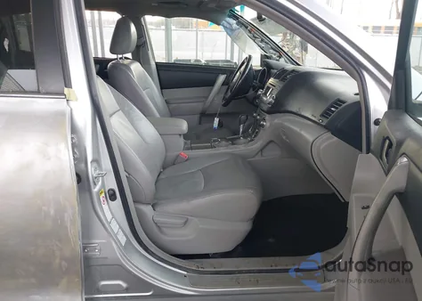 2012 Toyota Highlander Se V6 from USA, damaged, VIN 5TDBK3EH0CS094661